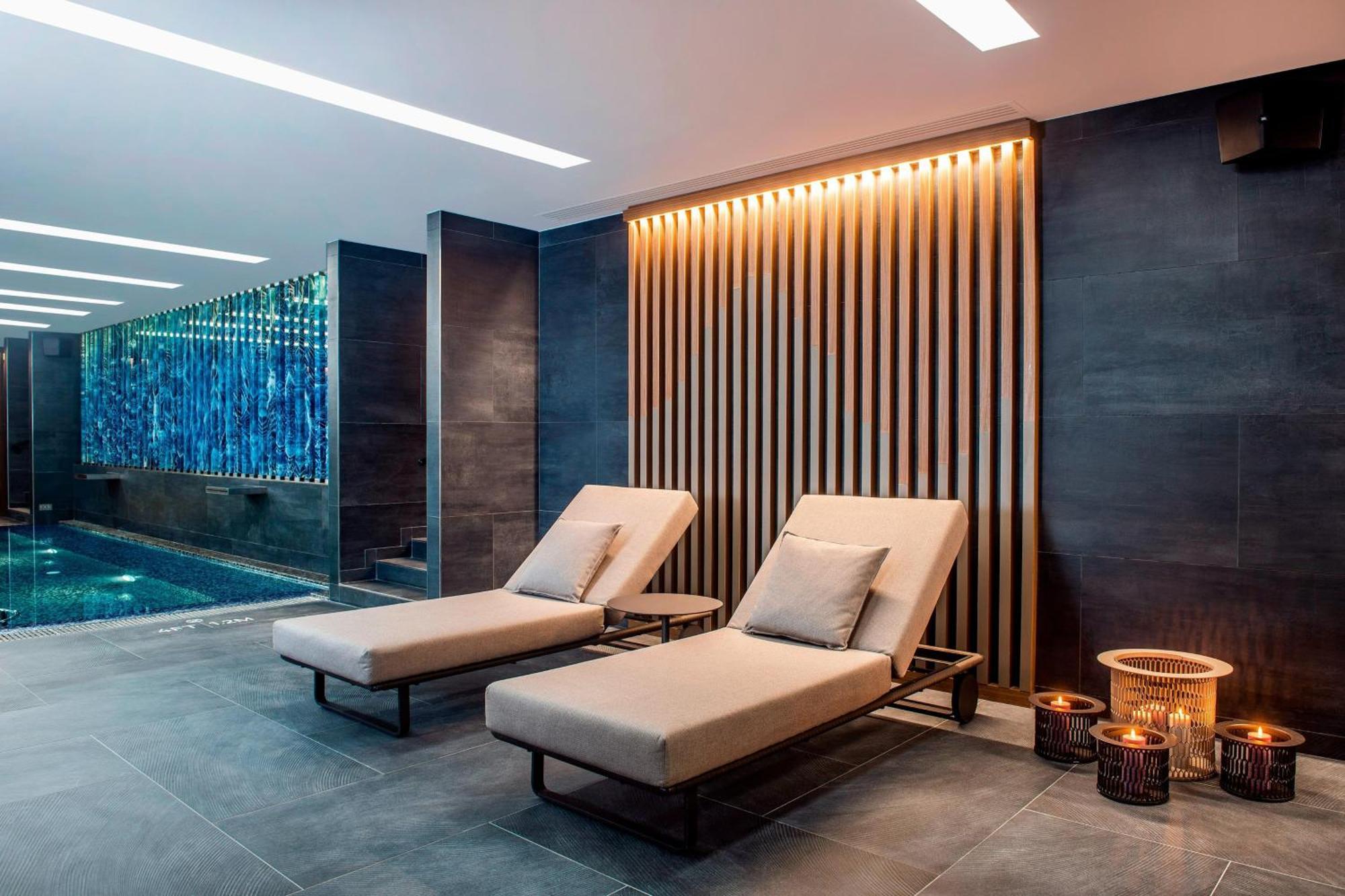 Sheraton Grand Tbilisi Metechi Palace Екстер'єр фото